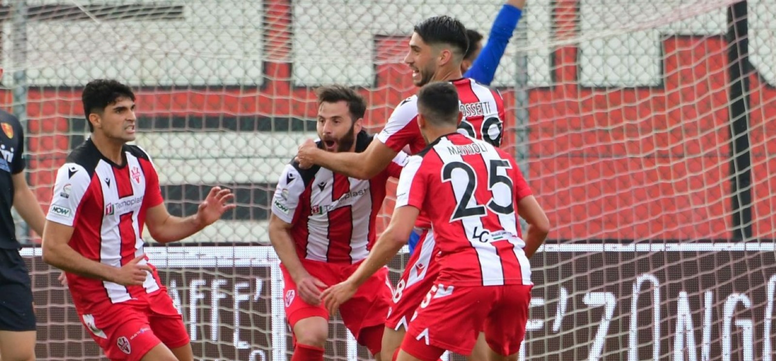 PLAYOUT SERIE C NOW: È SALVEZZA PER NOVARA, VIS PESARO, MONOPOLI E POTENZA