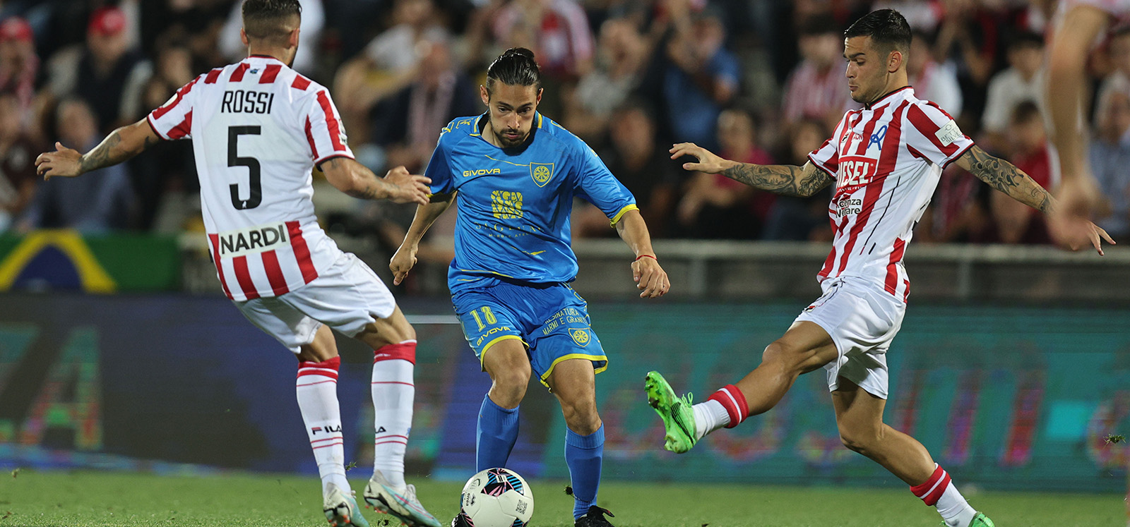 PAREGGIO TRA LR VICENZA E CARRARESE NELLA FINALE DI ANDATA