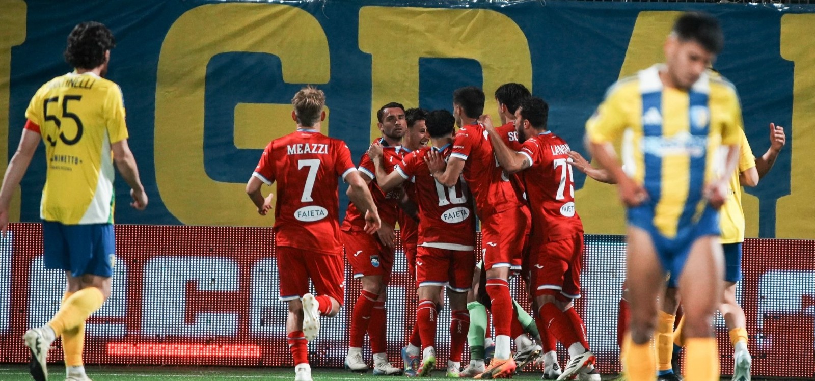 SEMIFINALI PLAYOFF: IL PESCARA SEGNA QUATTRO GOL A CERIGNOLA