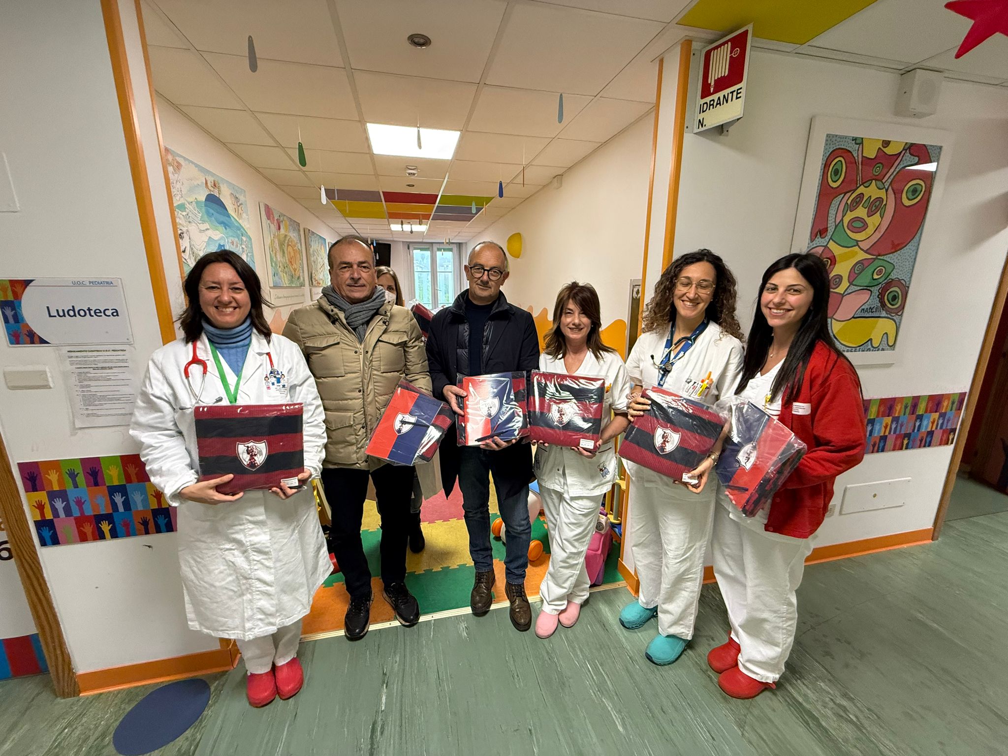 LA SAMB IN VISITA AL REPARTO DI PEDIATRIA DEL MADONNA DEL SOCCORSO